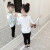 マルコ小熊の子供服の女の子Tシャッ春モデルのボンム新商品の韩国版のアルファベースの子供の中で大子供のファ§ンジの白は130に相当します。