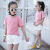 2019夏の子供服の半袖Tシャッツ百着子供纯白Tシャシャシャシャシャッツの中で大童丸は小学生の上に女の子6-15歳半袖白150 cmを着ています。