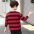 子供服の男の子のTシャツの長袖の子供の下着の2019年の新型の中で大きい子供のストライプの丸首の上着の湿っている緑色の120は身長の110-120 CMに適します。